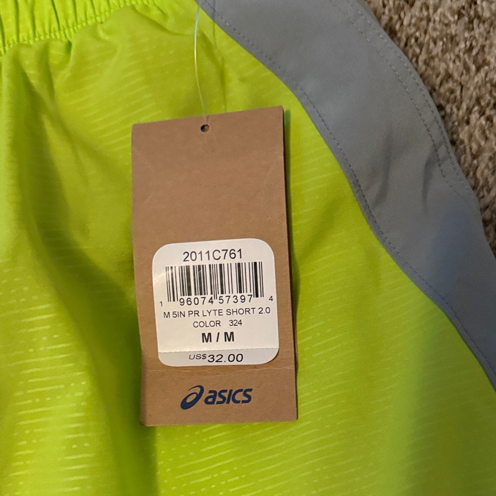 ASICS Men's Neon Green and Gray Athletic Shorts NWT - Picture 2 of 8